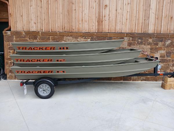 2025 Tracker Grizzly 1236 Utility