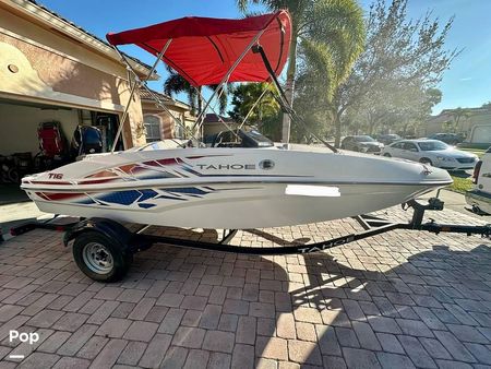 T16 - TAHOE Bowrider Runabout Boat