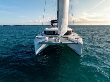 2023 Lagoon 46