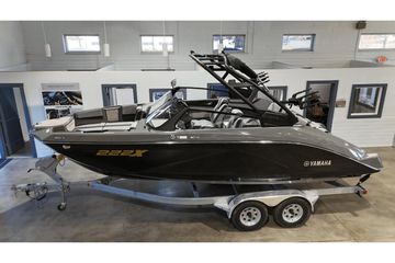 2025 Yamaha Boats 222XD