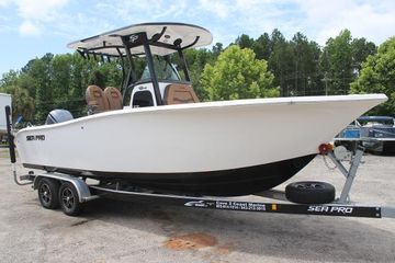 2024 Sea Pro 242 Center Console