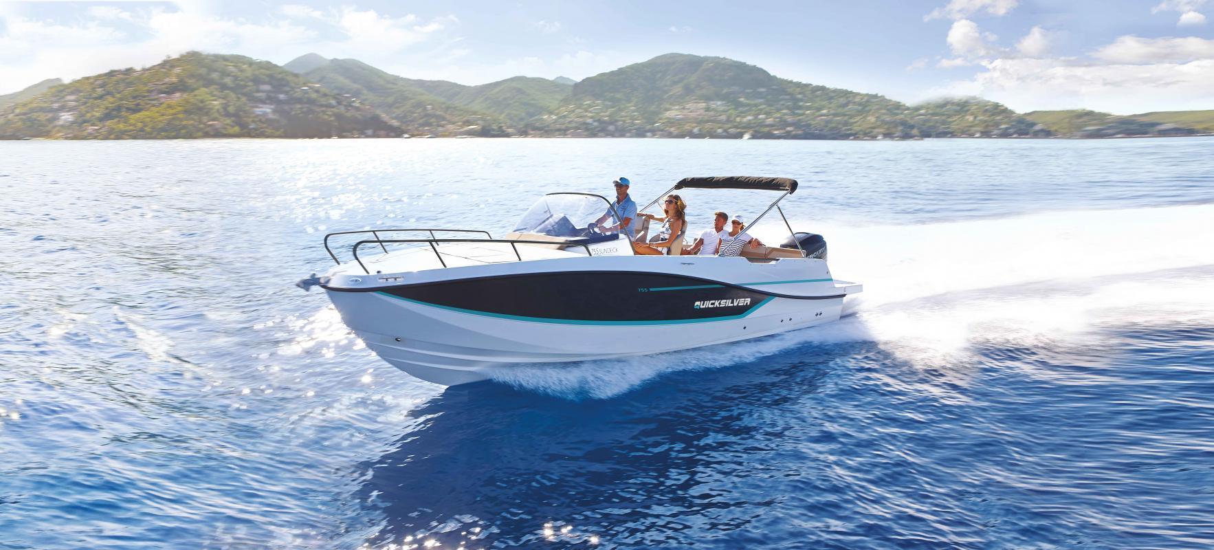 2025 Quicksilver Activ 755 Sundeck