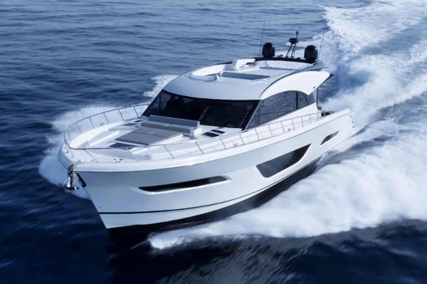 2026 Maritimo S75