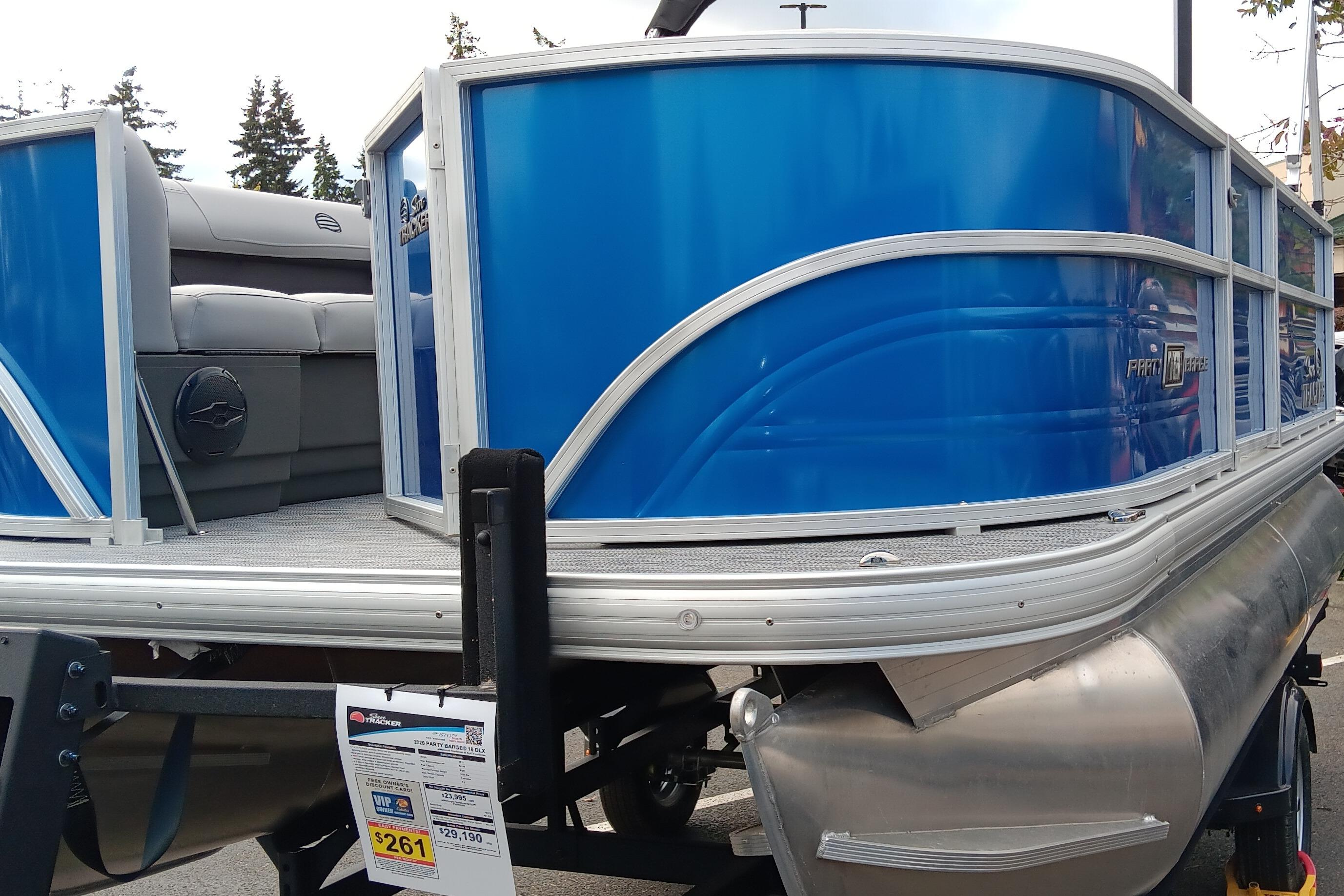 2026 Sun Tracker Party Barge 16 DLX