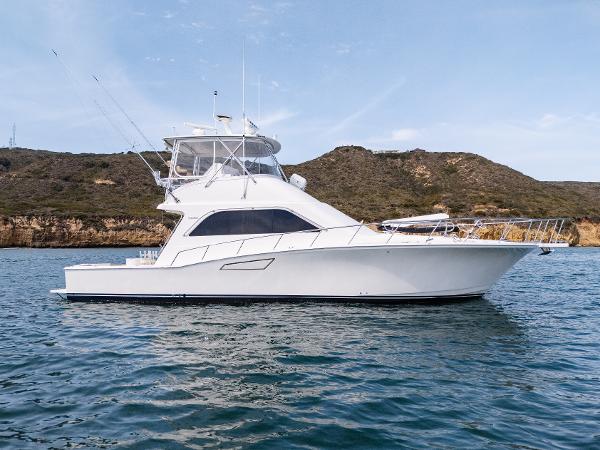 2004 Cabo 48 Flybridge