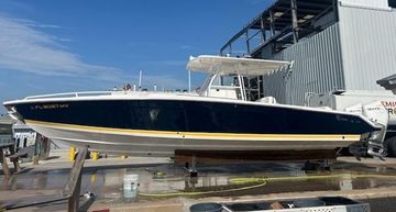 2005 Marlago Fs 35 Center Console Cuddy