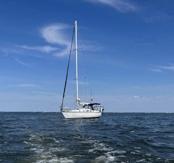 1983 Hunter 34