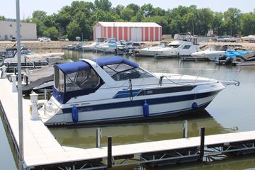1990 Carver 31 Montego