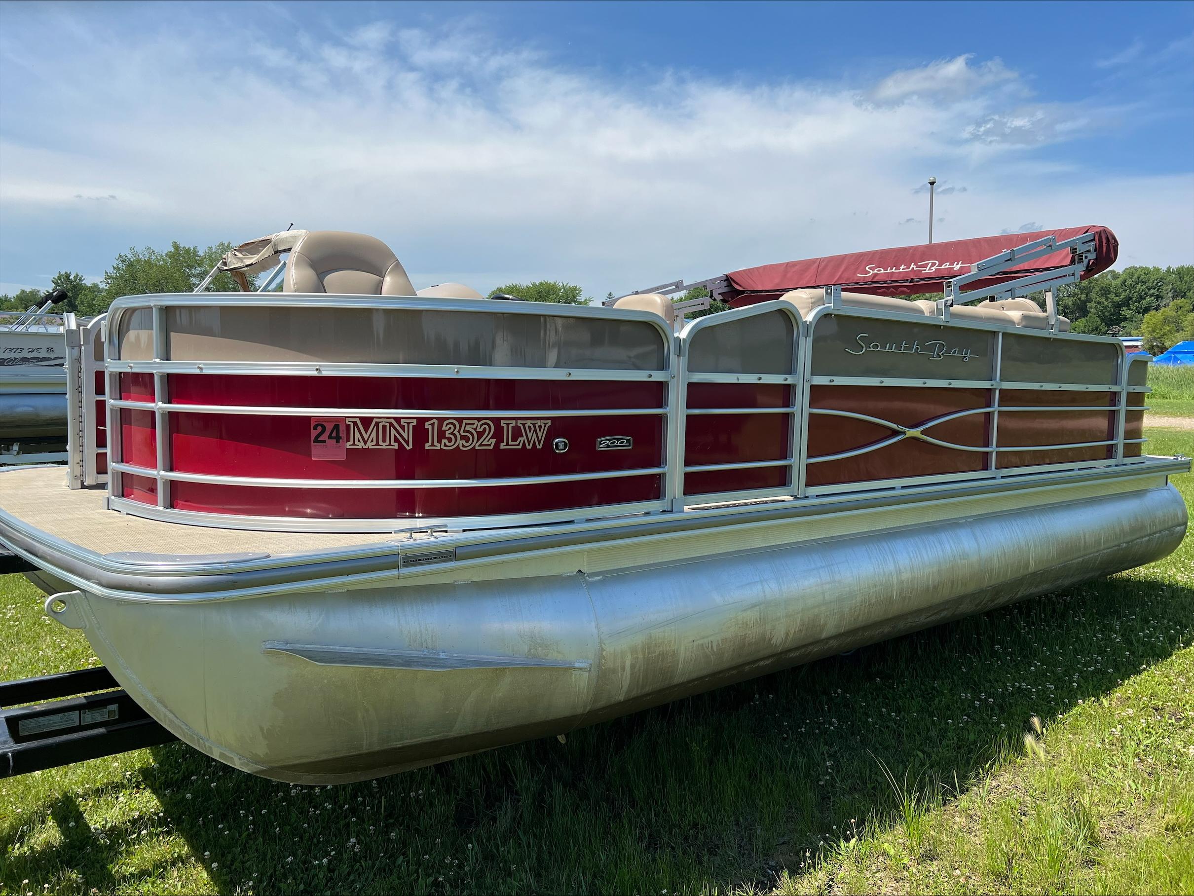 2018 South Bay S222F25