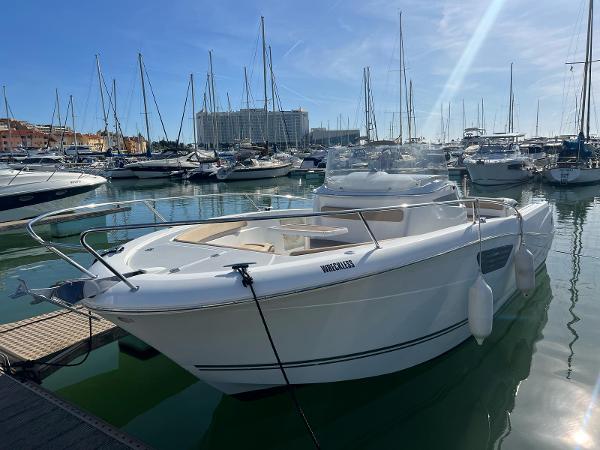 2012 Jeanneau Cap Camarat 8.5 CC