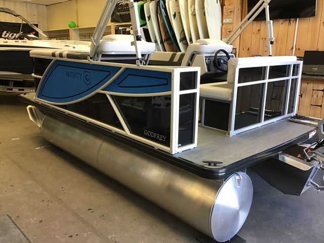2023 Godfrey Mighty G 1476 C
