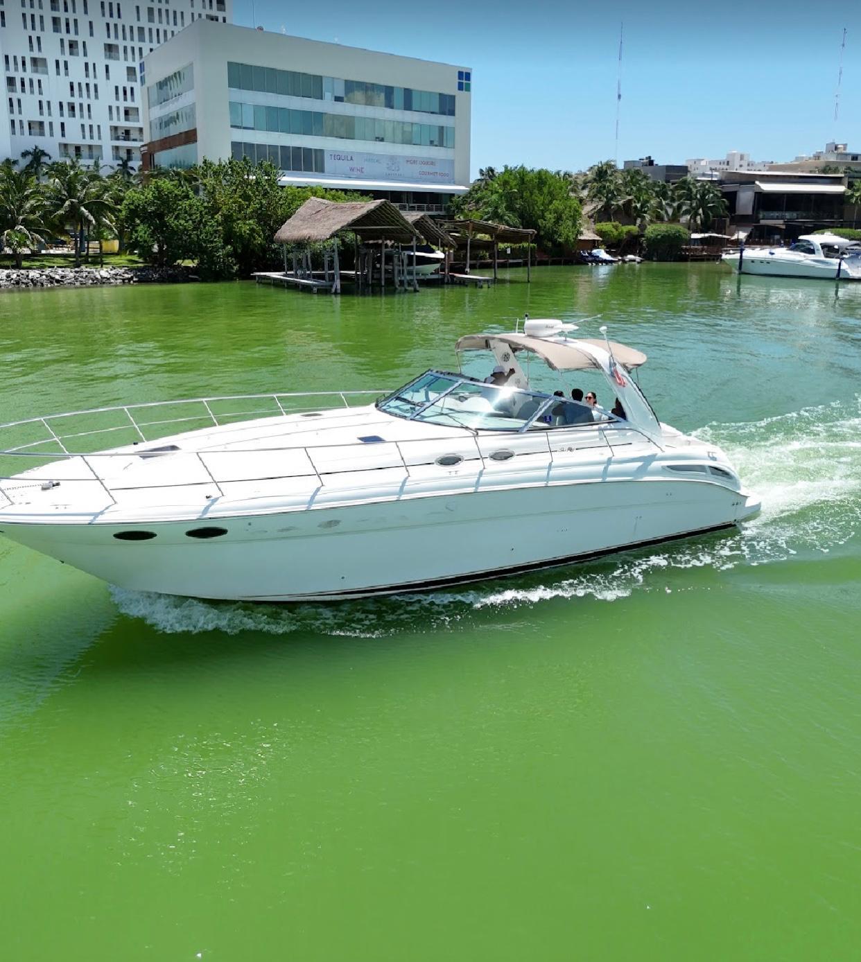 1999 Sea Ray 380 Sundancer