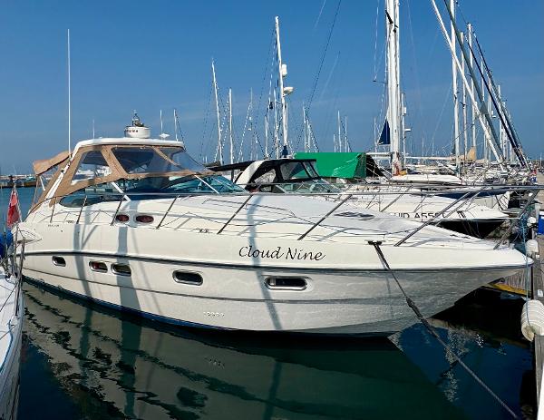 2006 Sealine S38