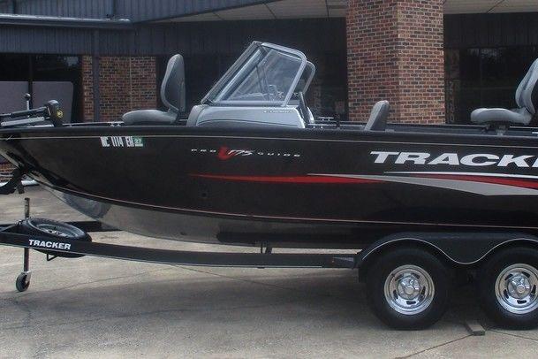 2018 Tracker Pro Guide V-175 Combo