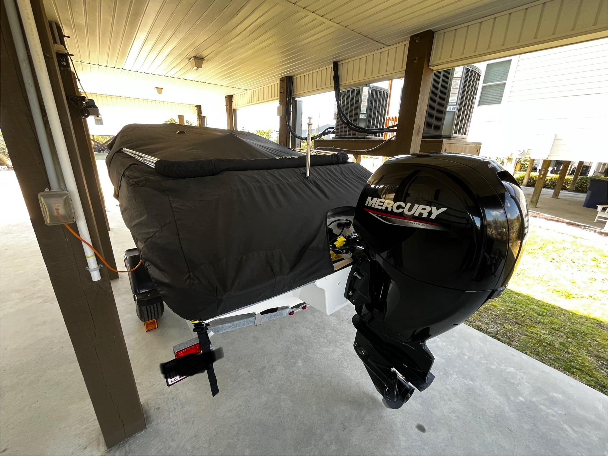 2021 Sea Ray SPX 190 Outboard
