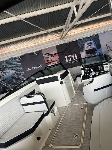 2024 Sea Ray SPX 230