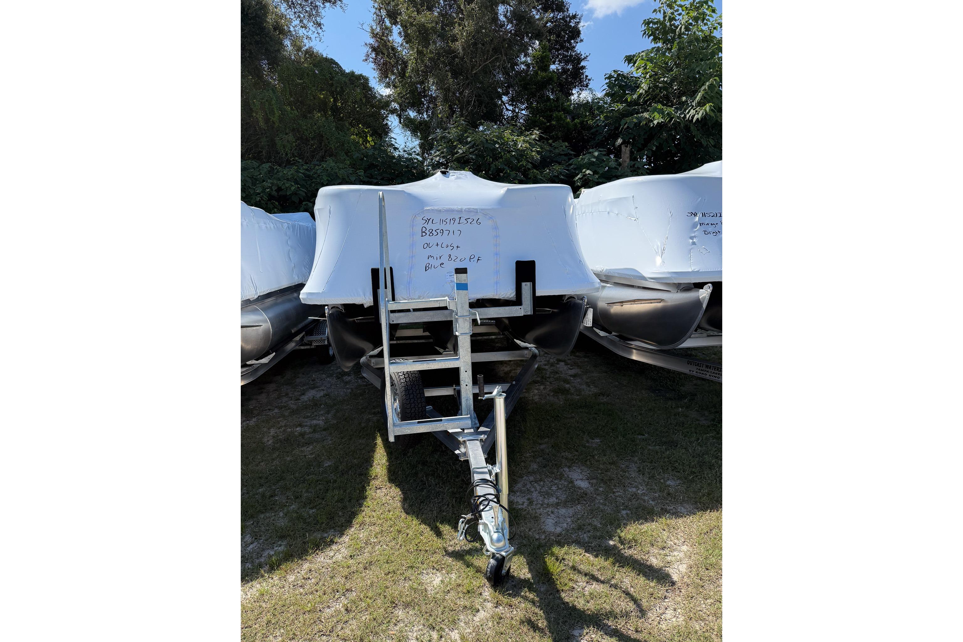 2026 Sylvan Mirage Fish 820 Party Fish