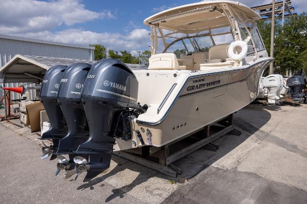 2018 Grady-White Freedom 335