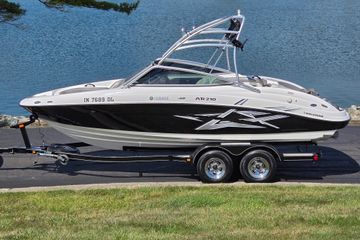 2011 Yamaha Boats AR210