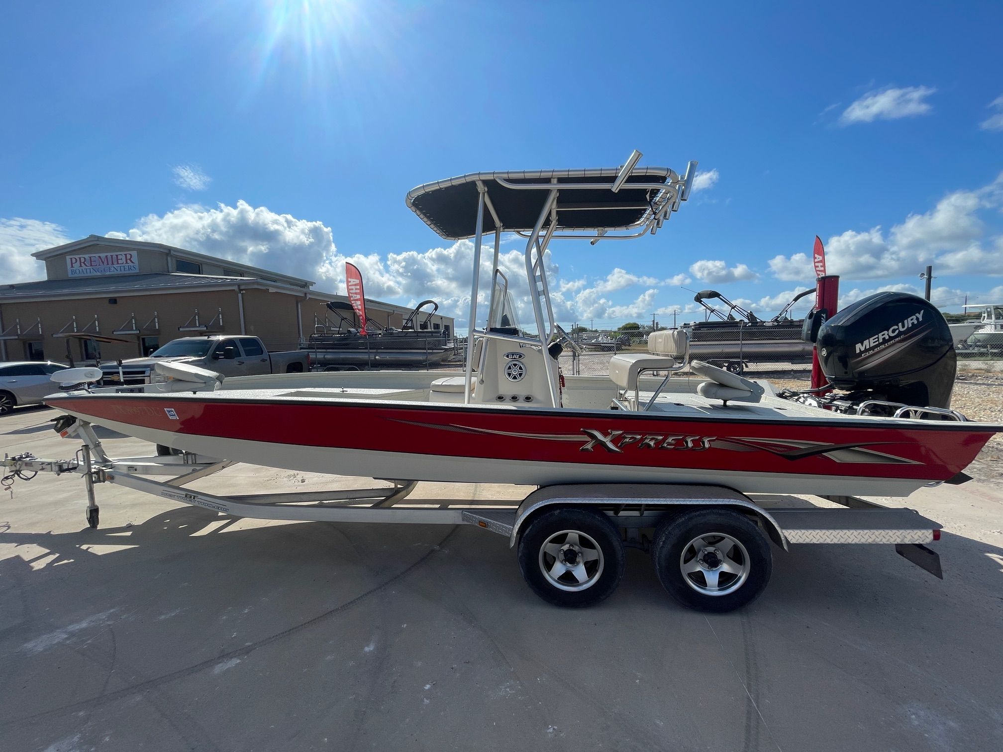 2015 Xpress 24 Bay
