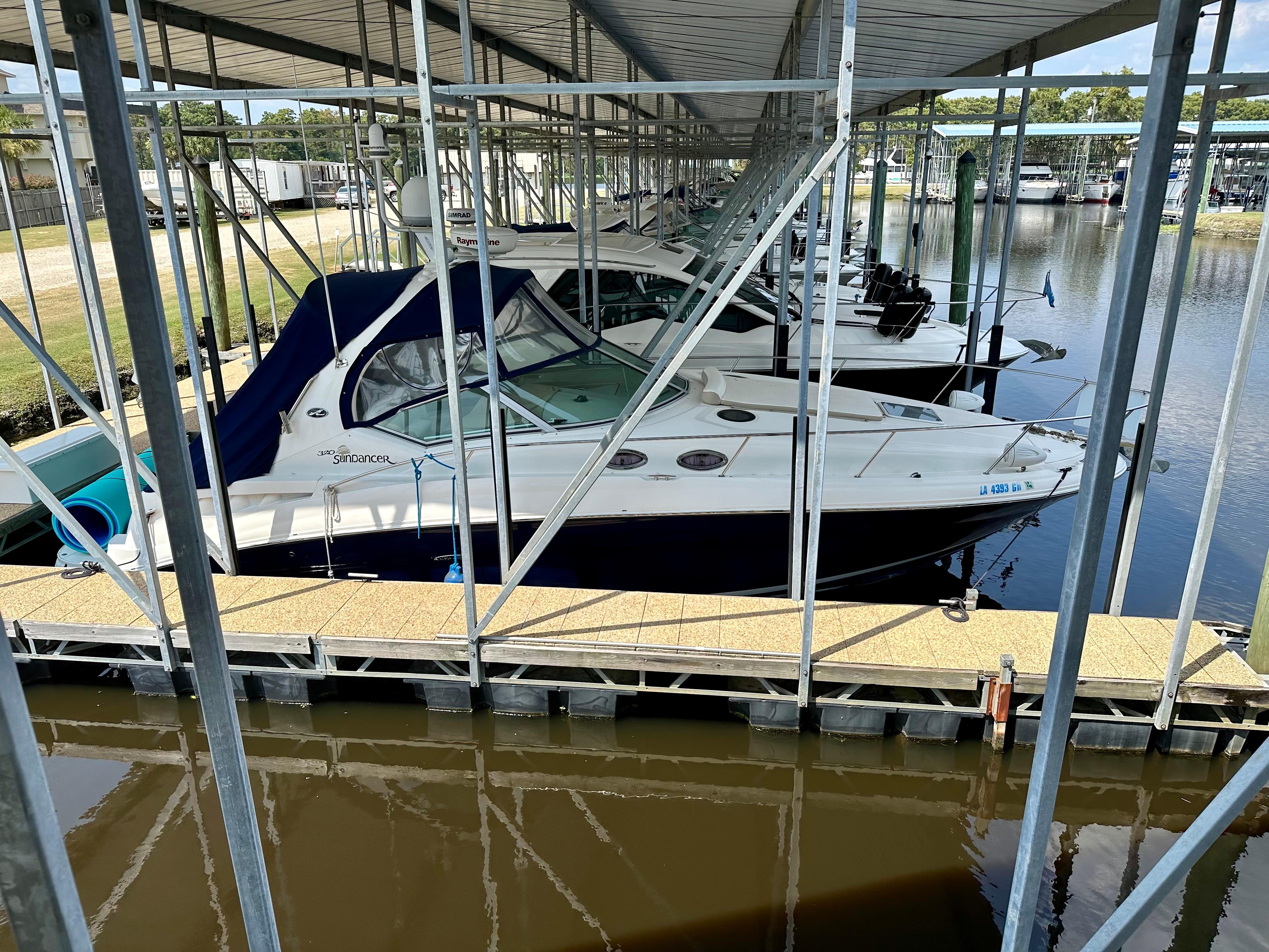 2006 Sea Ray 320 Sundancer