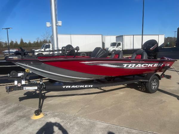 2025 Tracker Pro Team 175
