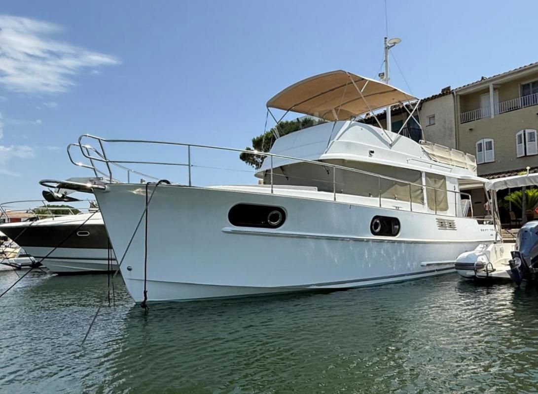 2016 Beneteau Swift Trawler 44