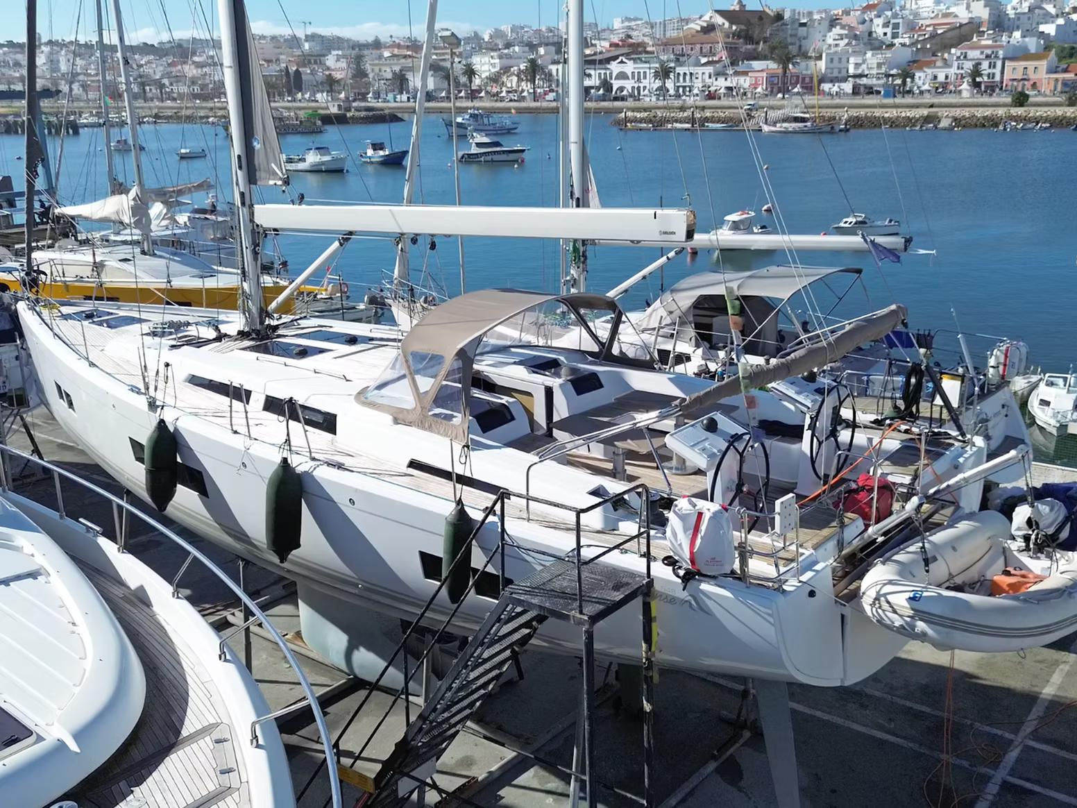 2017 Hanse 548