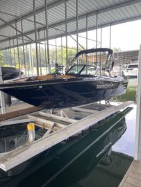 2020 MasterCraft XT23