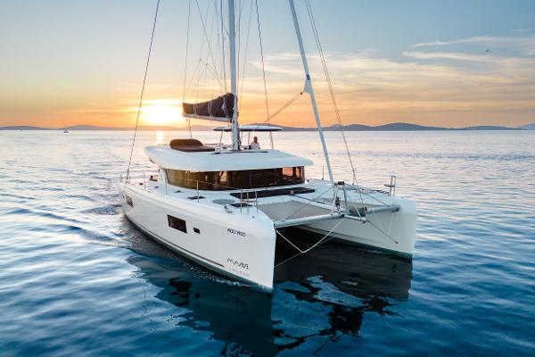 2022 Lagoon 42