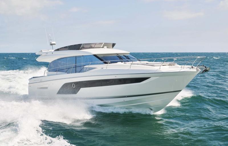 Prestige 590 F-Line