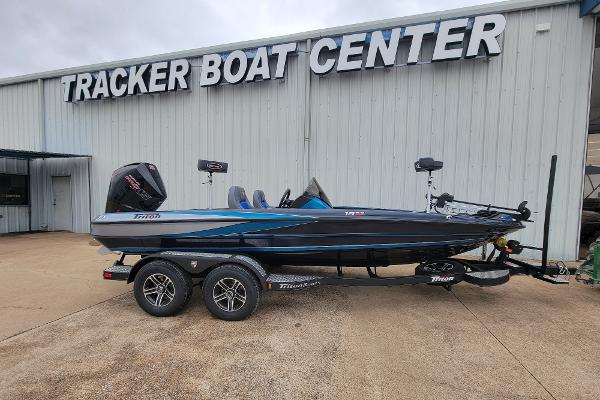 2024 Triton 19 TrX