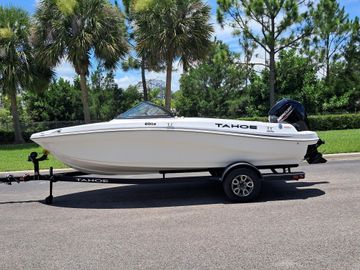 2025 Tahoe 200 S
