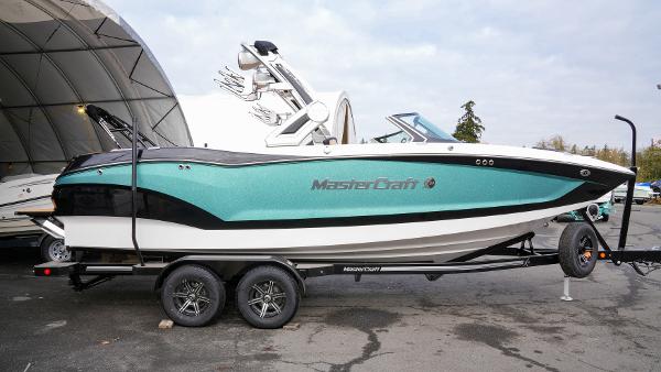 MasterCraft X24
