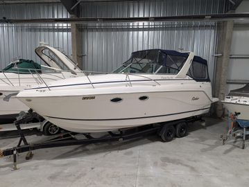 2003 Rinker Fiesta Vee 270