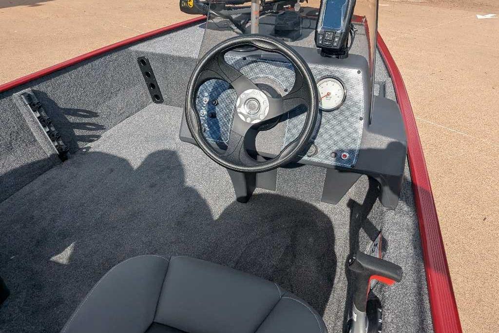 2026 Tracker Bass Tracker Classic XL