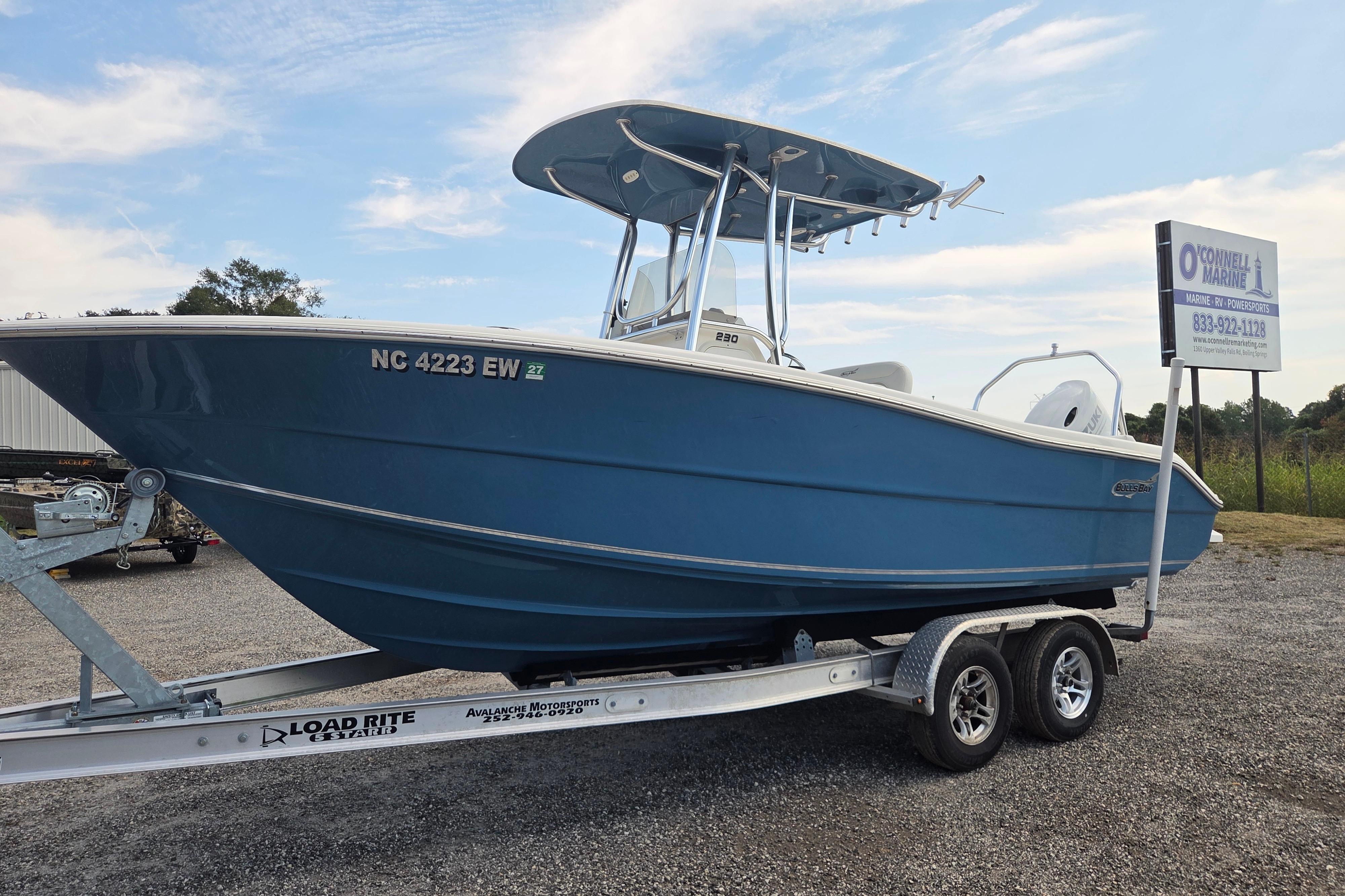 2022 Bulls Bay 230 Center Console