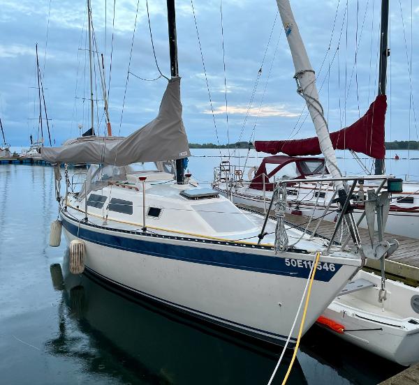 Aloha 8.2 Fractional Sloop