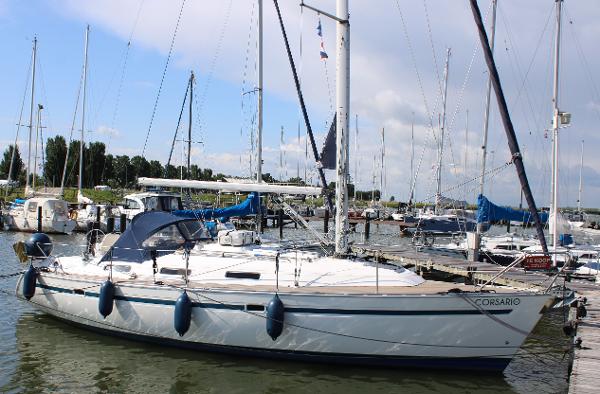 1998 Bavaria 36 Holiday