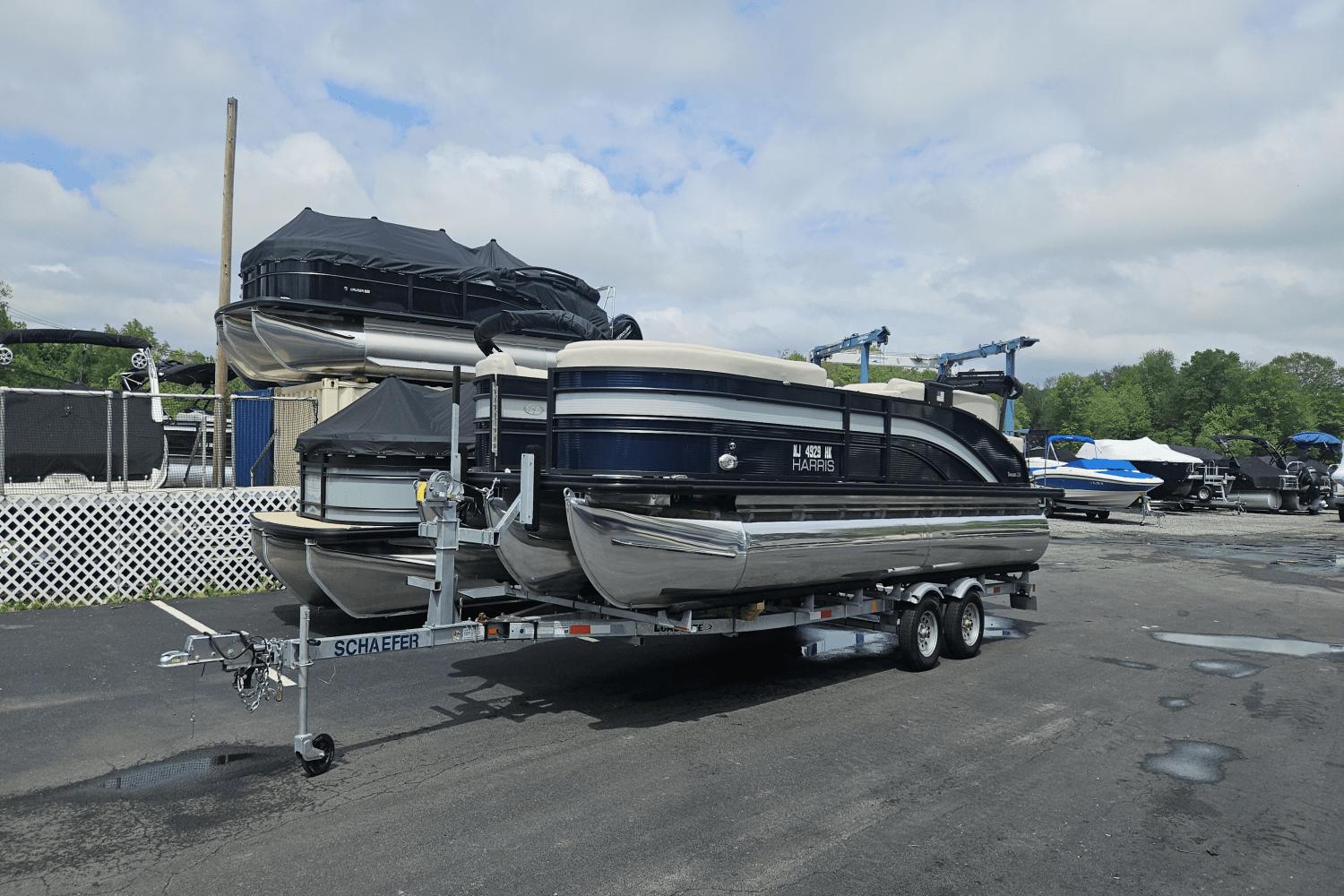 2022 Harris 230 Sunliner