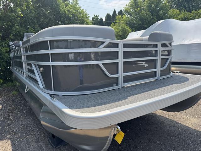2025 Bennington 22 SS - Fishing - Pontoon