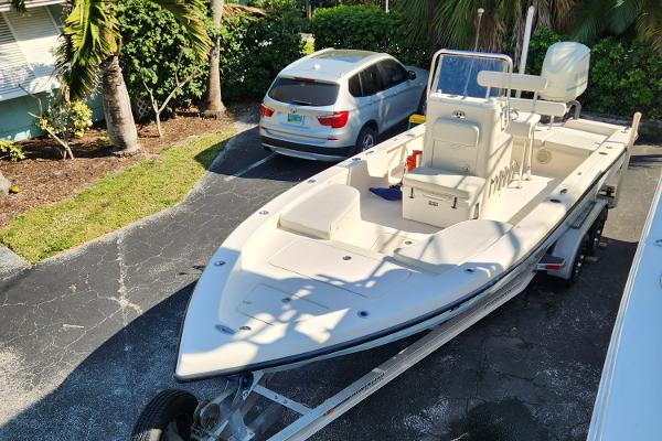 2014 Islamorada Boatworks Morada 24