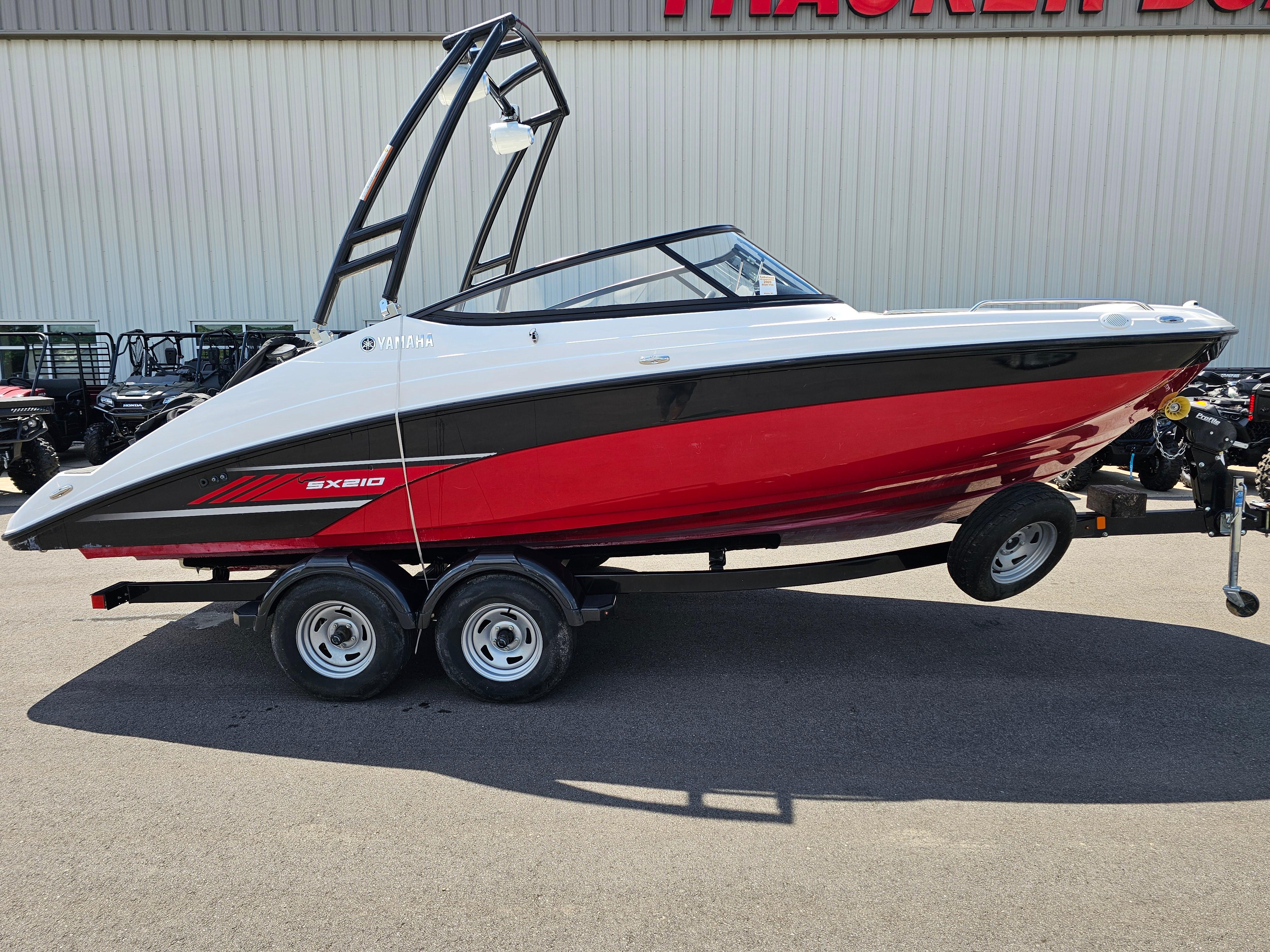 2017 Yamaha Boats SX210
