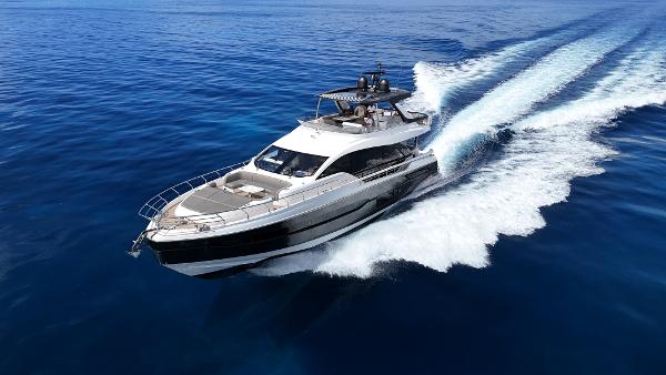 Azimut Fly 78 2021 Azimut Fly 78 yacht cruising on open sea, creating a dynamic wake.
