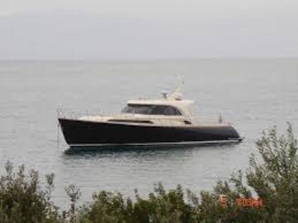 Mochi Craft 51 Dolphin