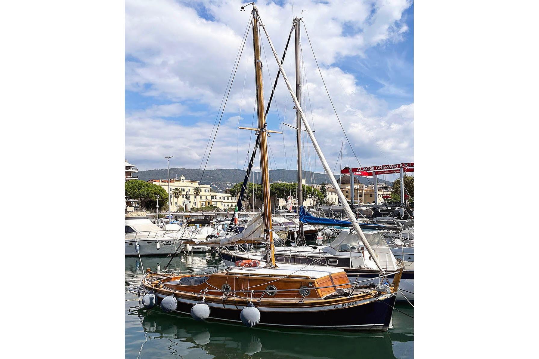 1968 Renato Penco Gozzo Ligure cabinato a vela