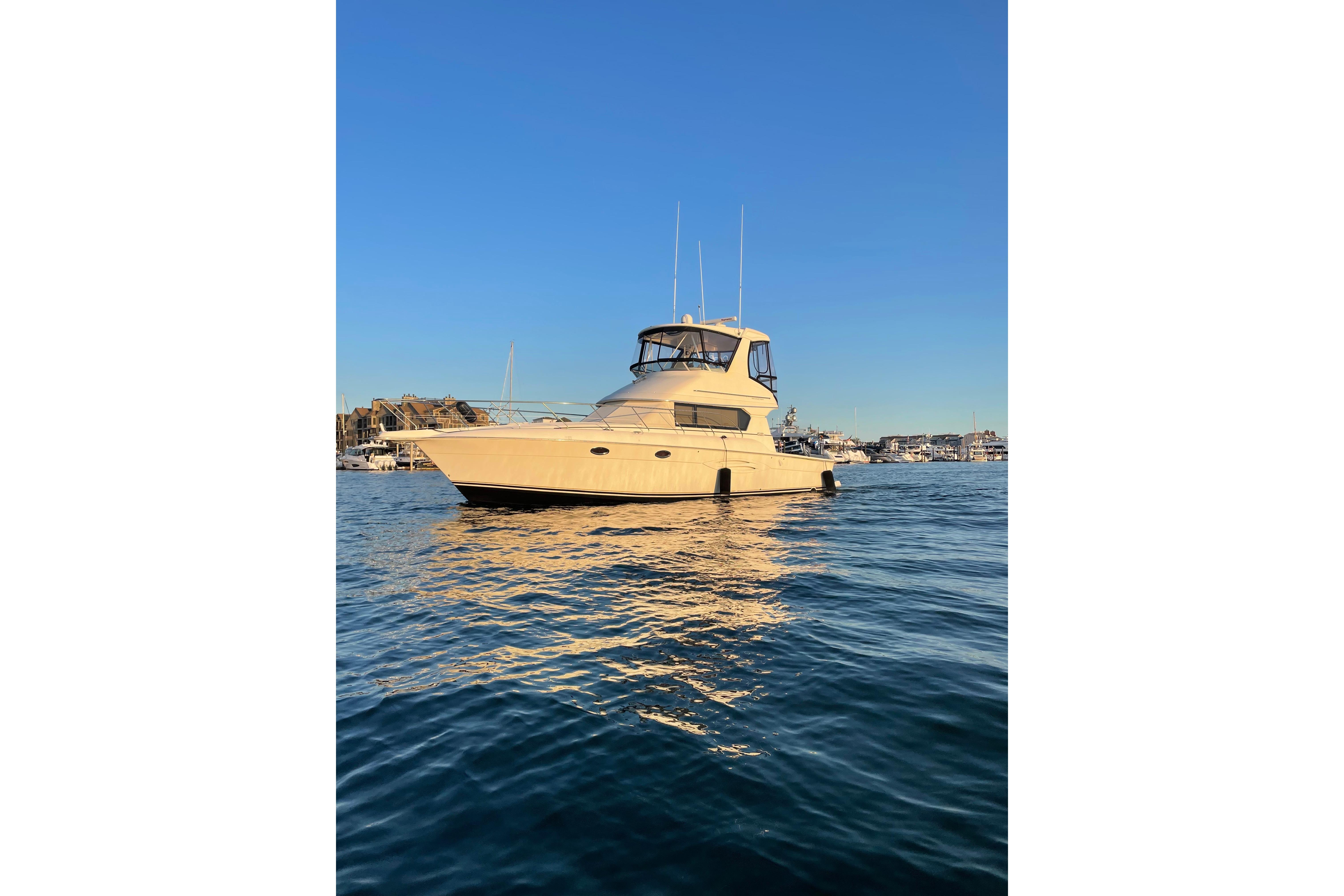 2003 Silverton 42 Convertible