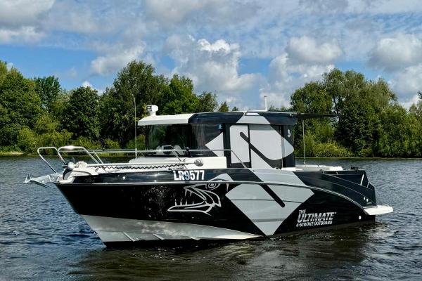 2017 Beneteau Barracuda 8