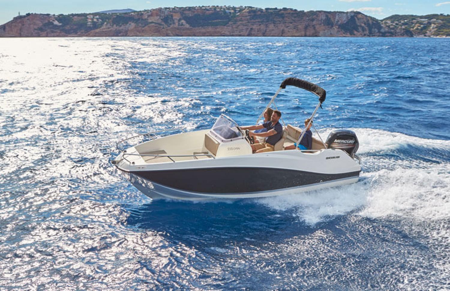 Quicksilver Activ 555 Open