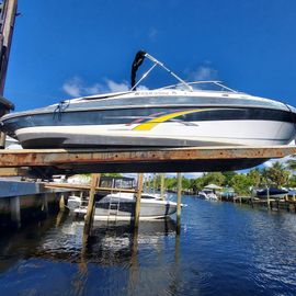 2007 Four Winns 240 Horizon
